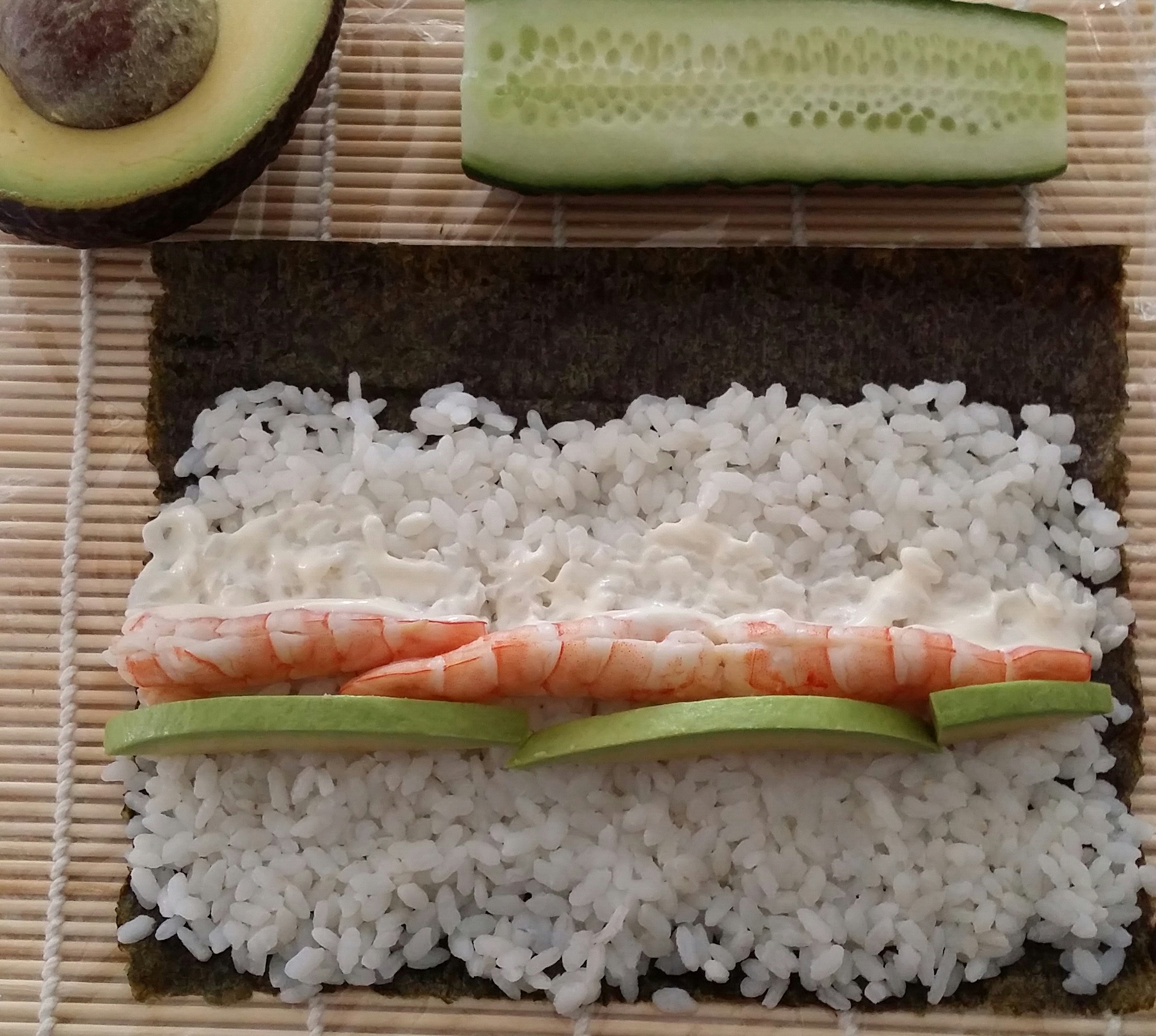 receta-maki-sushi-langostino-aguacate-ido